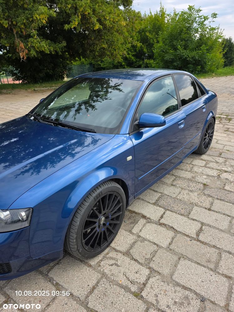 Audi A4 Limousine - 2