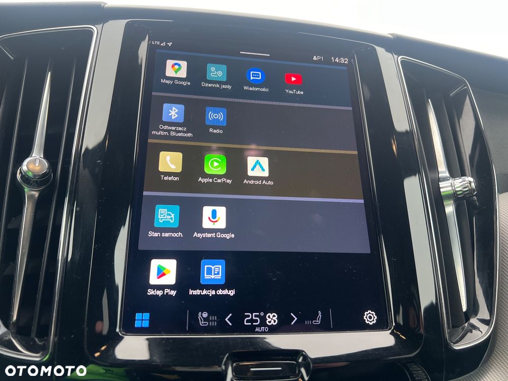 Volvo XC 60 B4 D AWD Plus Dark - 27