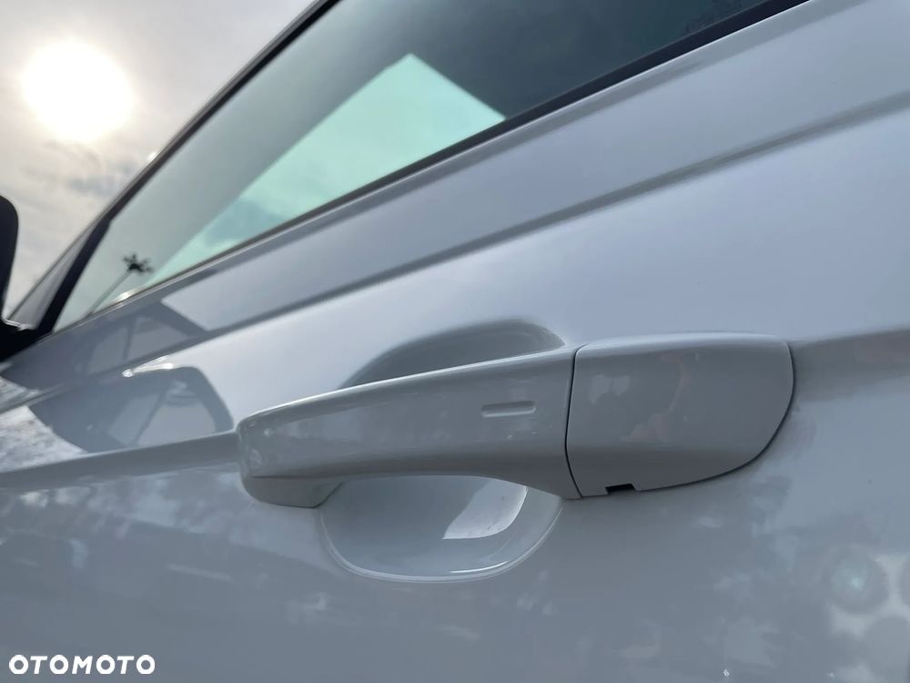 Volkswagen Taigo 1.5 TSI ACT Style DSG - 6