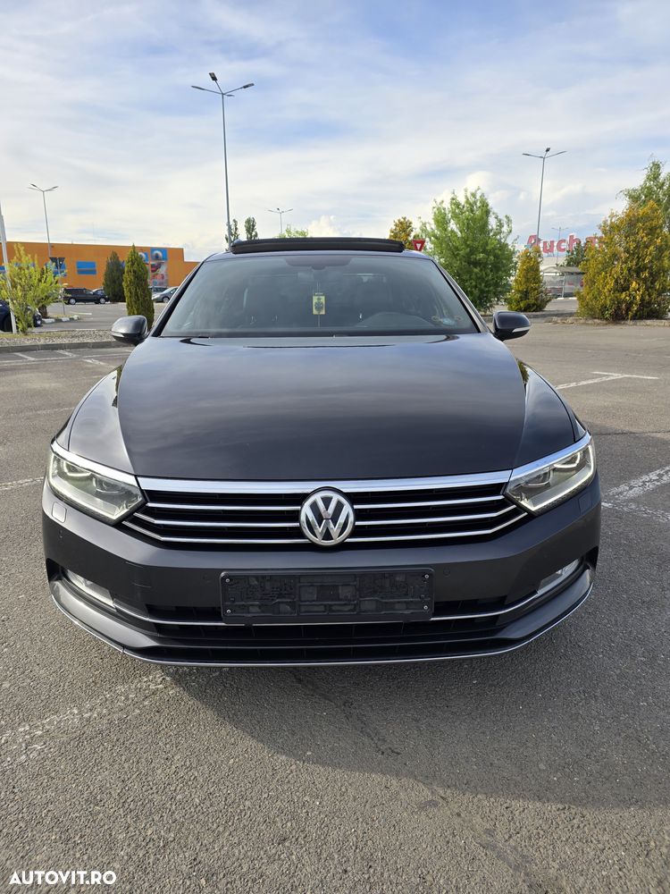 Volkswagen Passat - 2