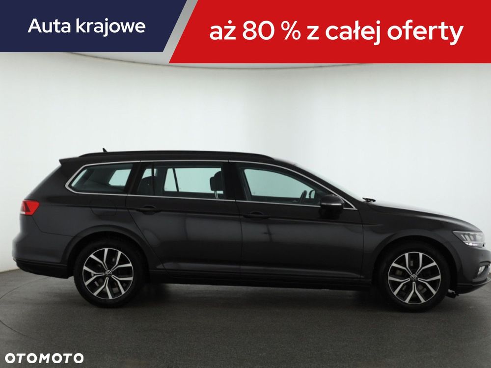 Volkswagen Passat Variant - 8
