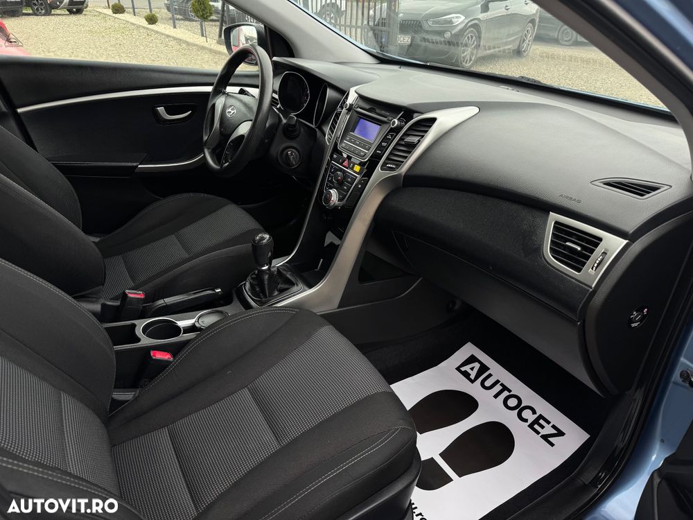 Hyundai i30 1.4 Classic - 12