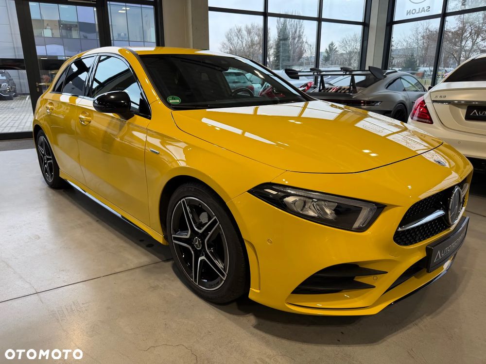 Mercedes-Benz Klasa A 180 7G-DCT Edition 2020 - 3