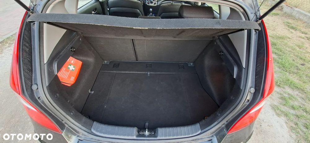 Hyundai i30 1.4 Classic + - 5