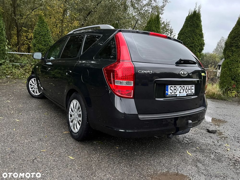 Kia Ceed Cee'd 1.4 L Euro2012 - 11