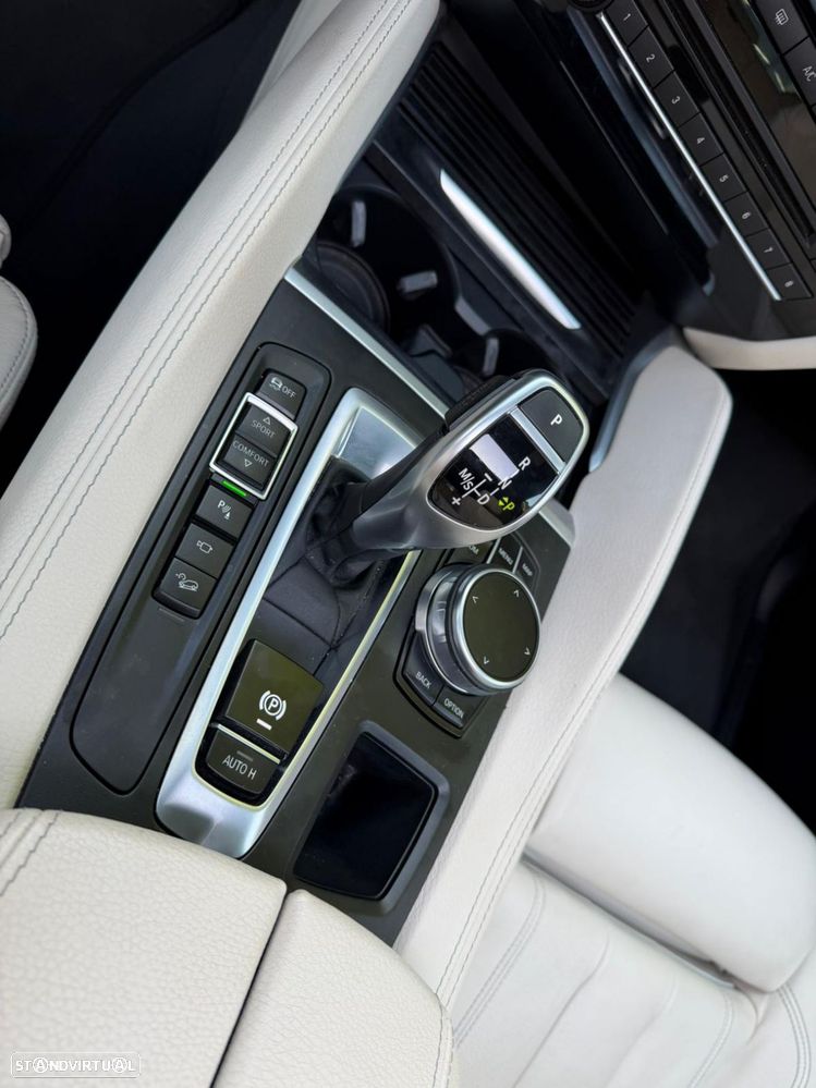 BMW X6 xDrive30d - 34