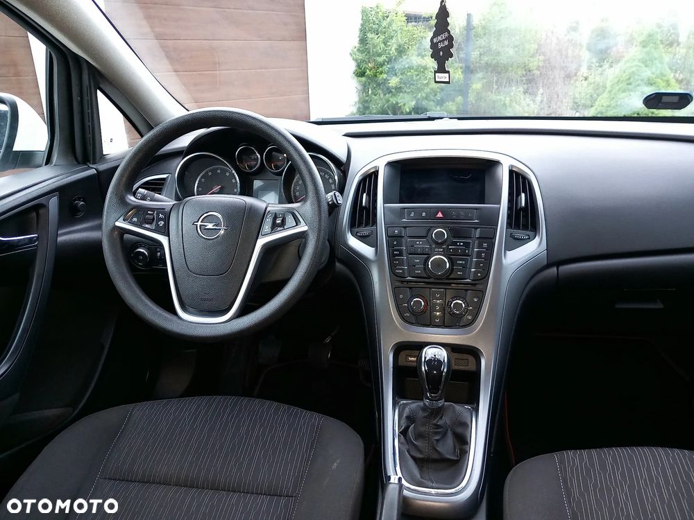 Opel Astra 1.6 Style - 33