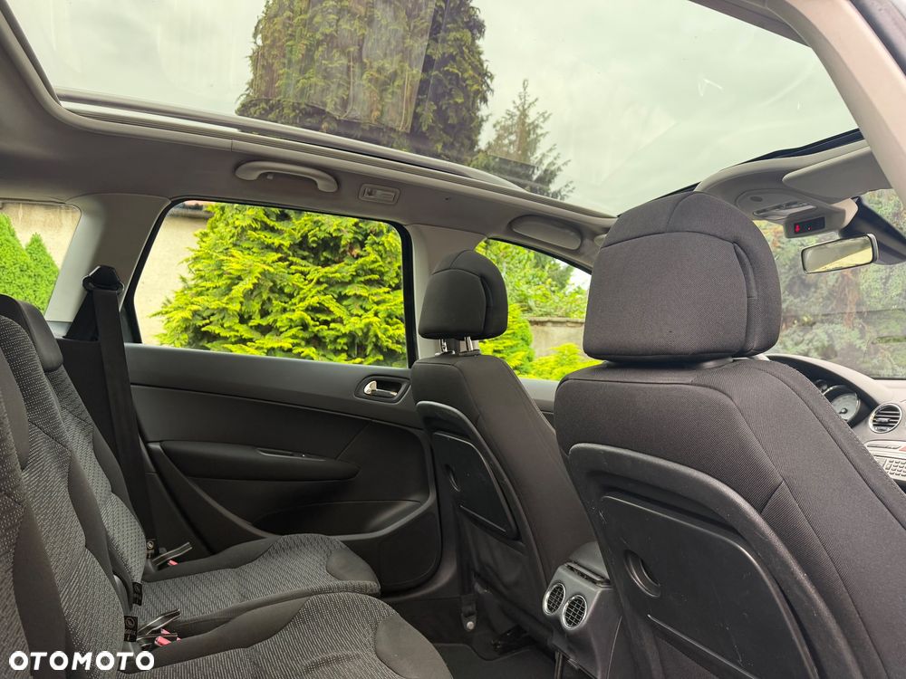 Peugeot 308 HDi FAP 90 Filou - 29