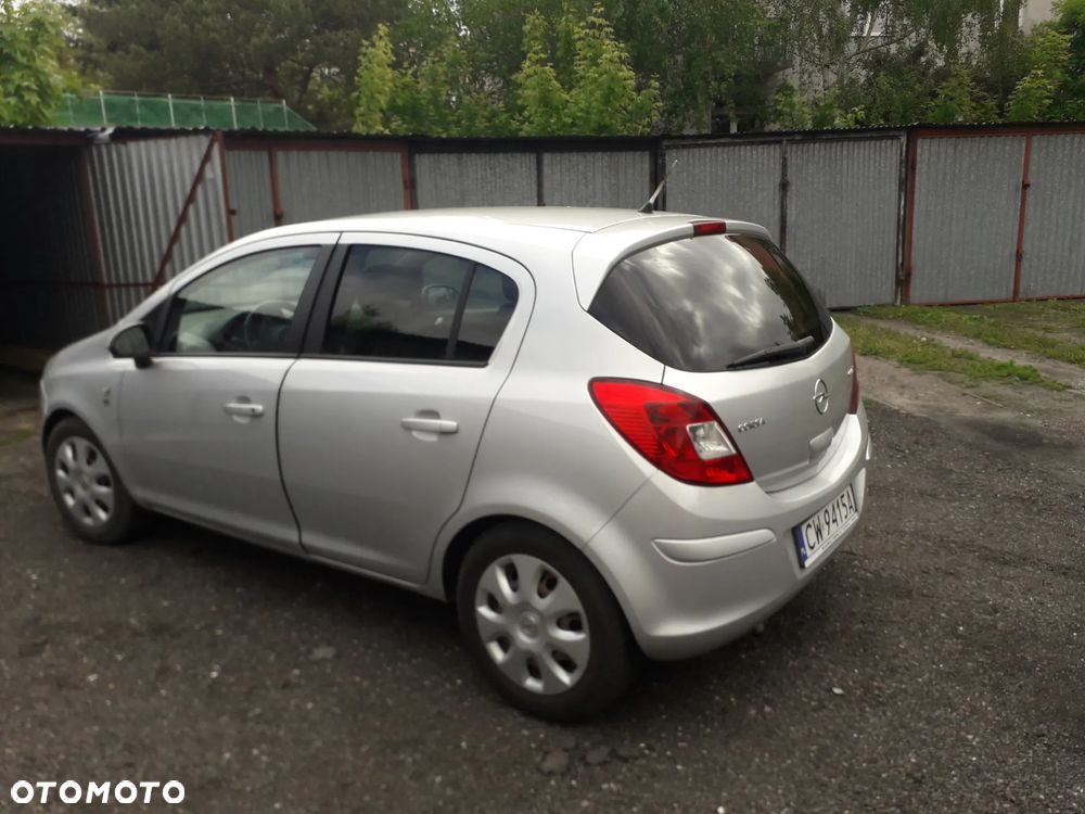 Opel Corsa 1.2 16V Enjoy - 3
