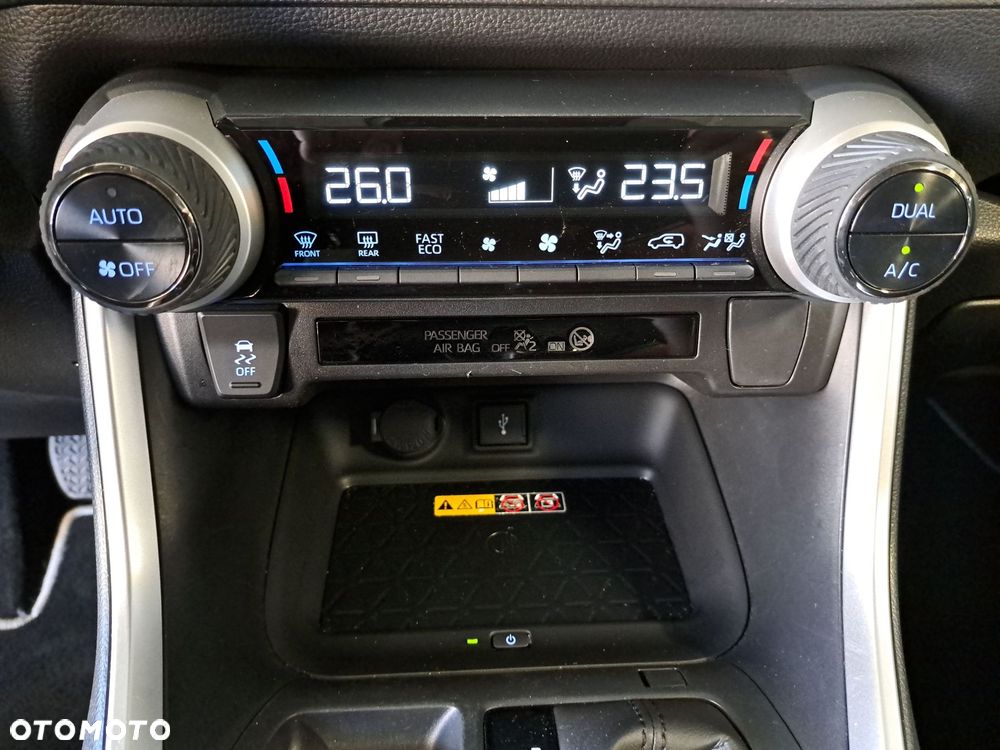 Toyota RAV4 - 26