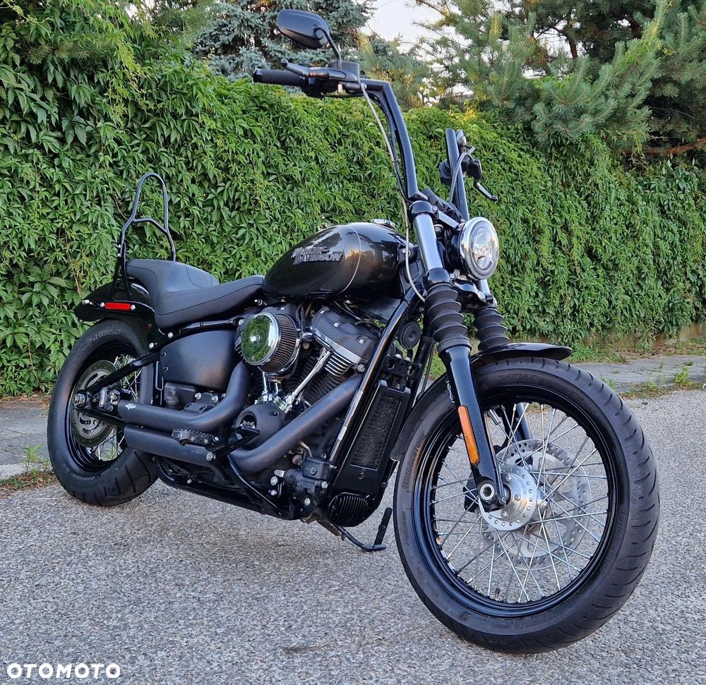 Harley-Davidson Dyna Street Bob - 25
