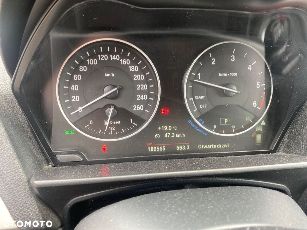 BMW Seria 1 118d - 4