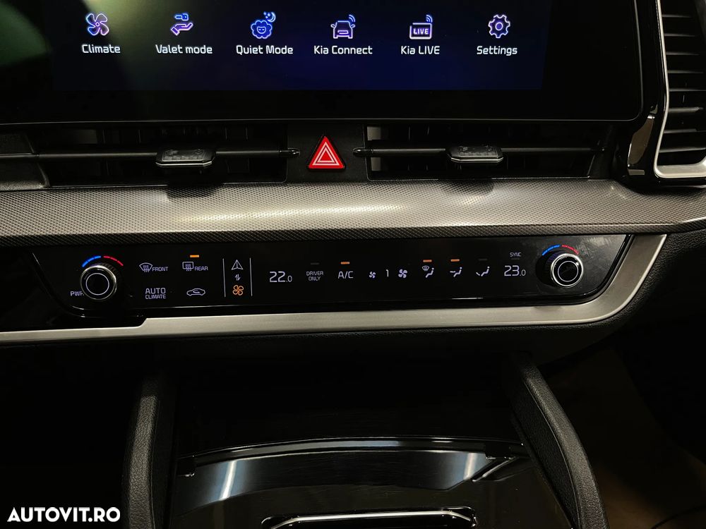 Kia Sportage 1.6 T-GDI HEV 6AT 4x4 Business Line - 17