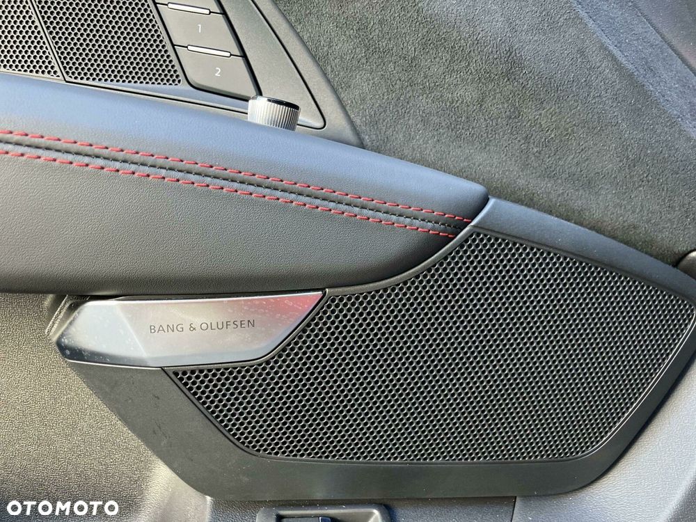 Audi RS e-tron GT - 35