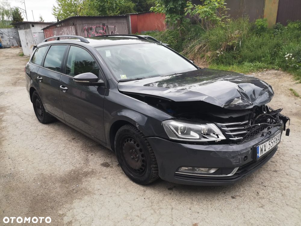 Volkswagen Passat 1.6 TDI BlueMotion - 1