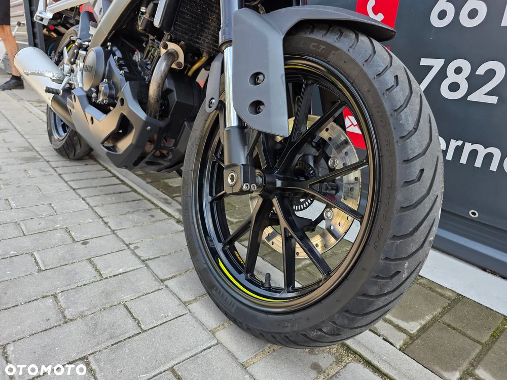 Yamaha MT - 25