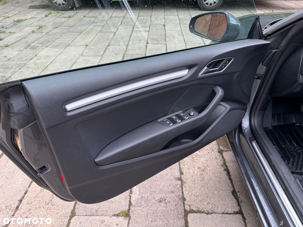 Audi A3 2.0 TFSI quattro S tronic design - 31