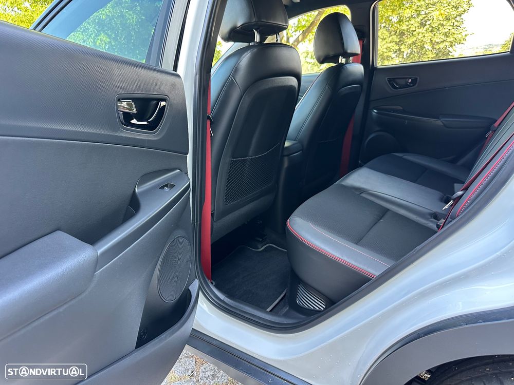 Hyundai Kauai 1.6 GDi HEV Premium - 27