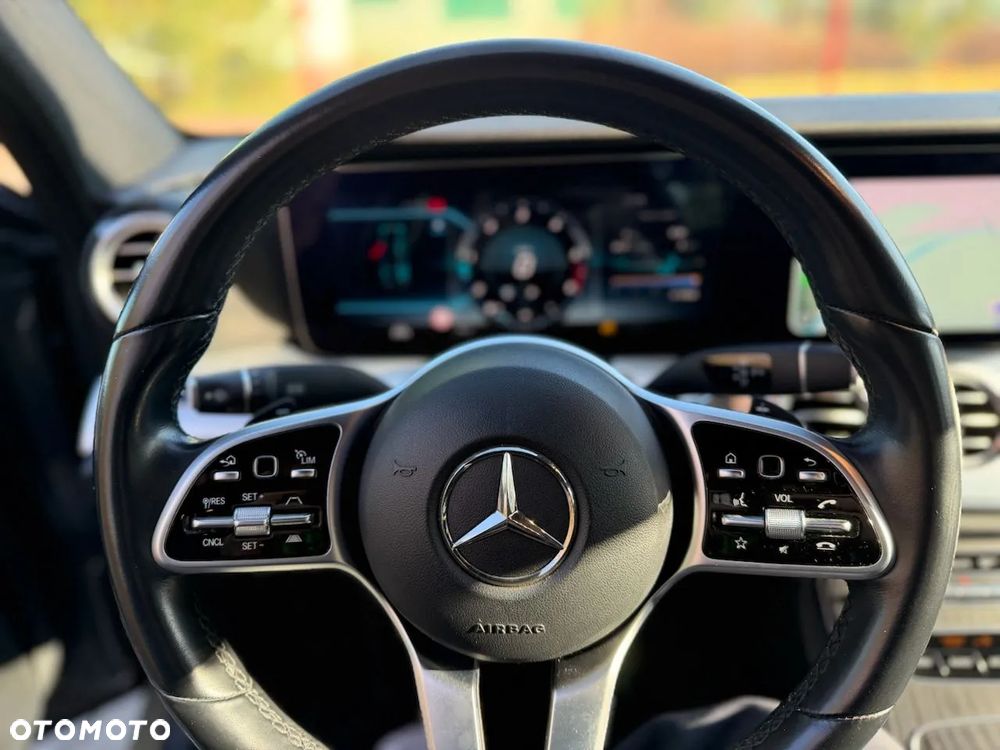 Mercedes-Benz Klasa E 300 d 9G-TRONIC Sportstyle Edition - 9
