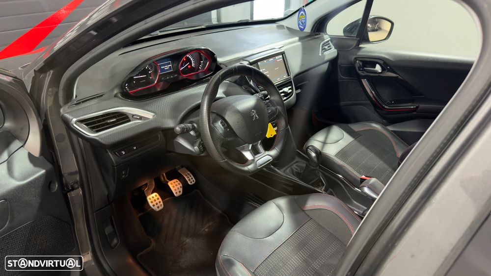 Peugeot 2008 1.2 PureTech GT Line - 10