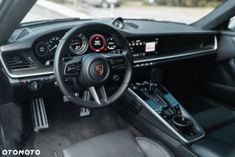 Porsche 911 Turbo - 13