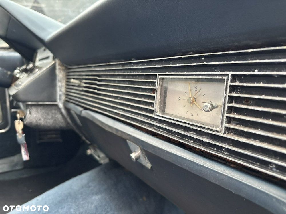 Lincoln Continental - 30