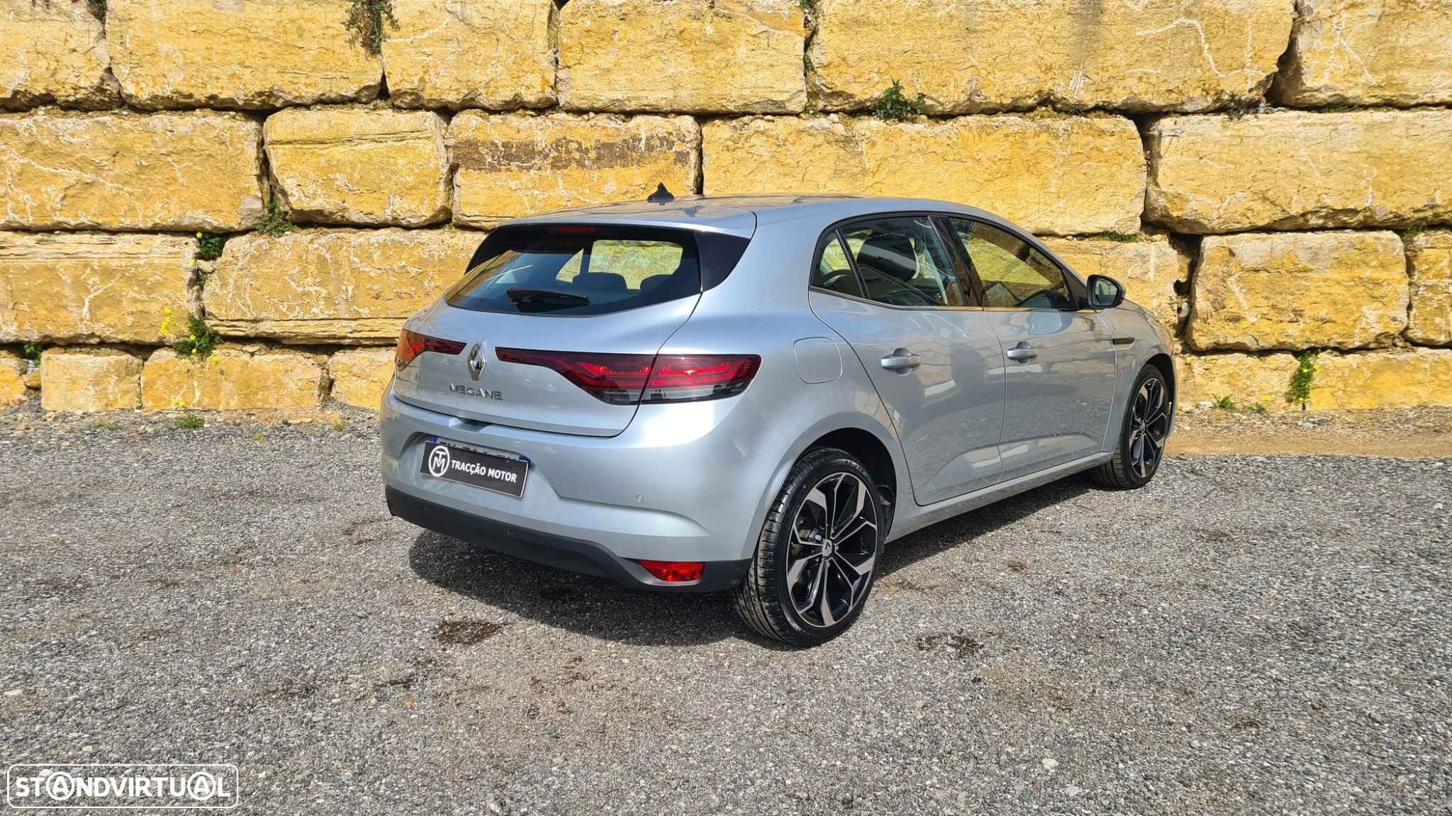 Renault Mégane 1.5 Blue dCi Intens EDC - 2