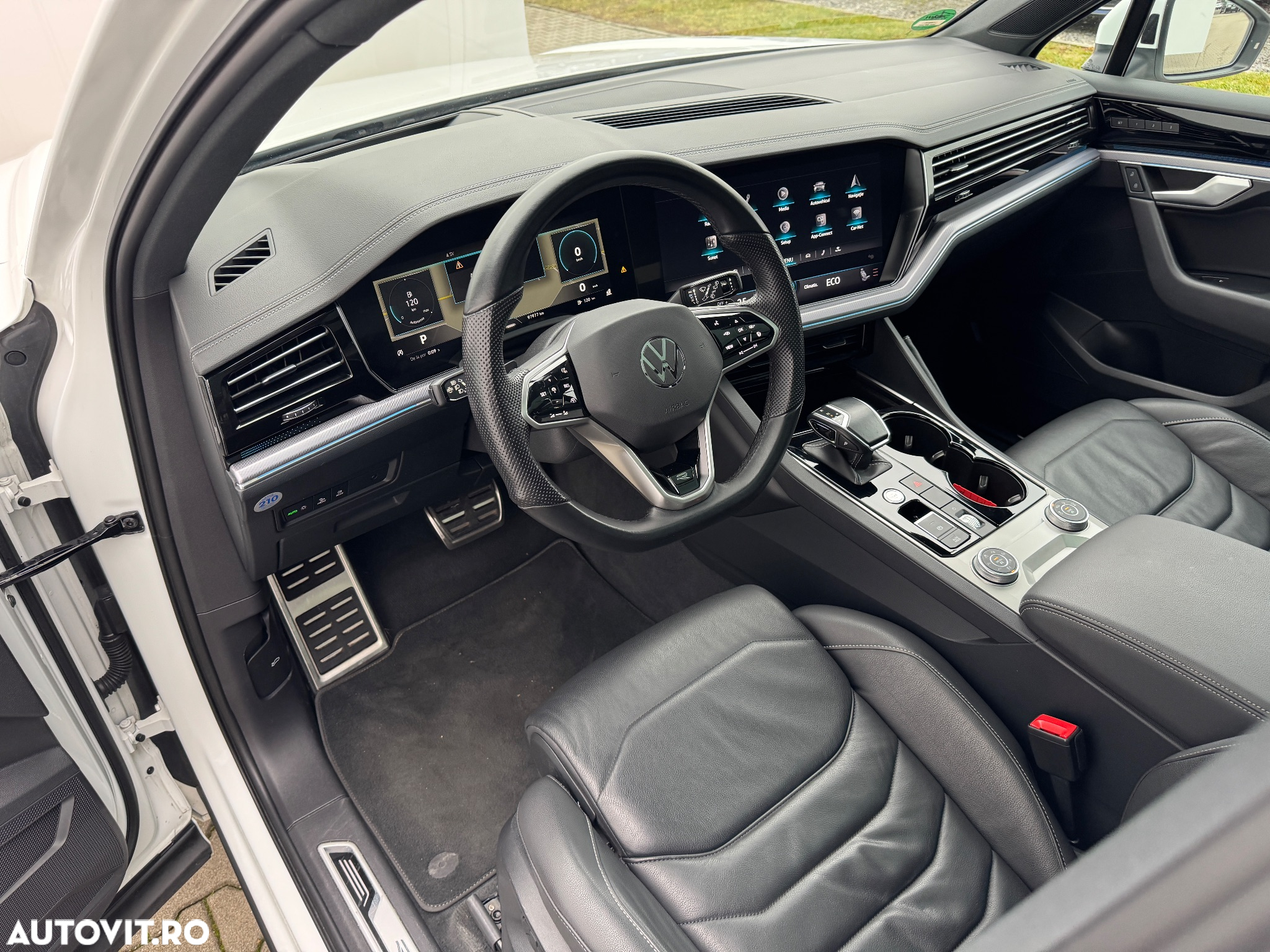 Volkswagen Touareg V6 TDI R-Style - 9