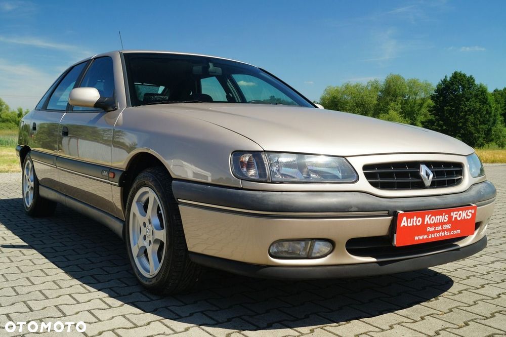 Renault Safrane - 6
