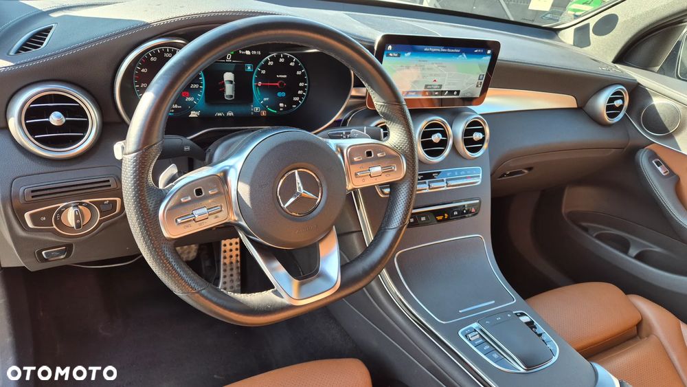 Mercedes-Benz GLC 300 de 4-Matic Business Edition - 3