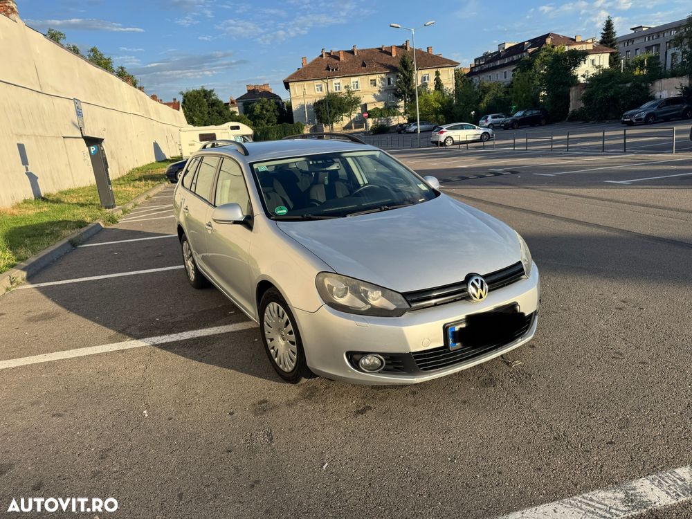 Volkswagen Golf - 2