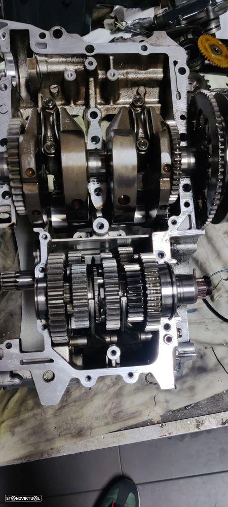 Yamaha XT750Z Super Tenere - 11