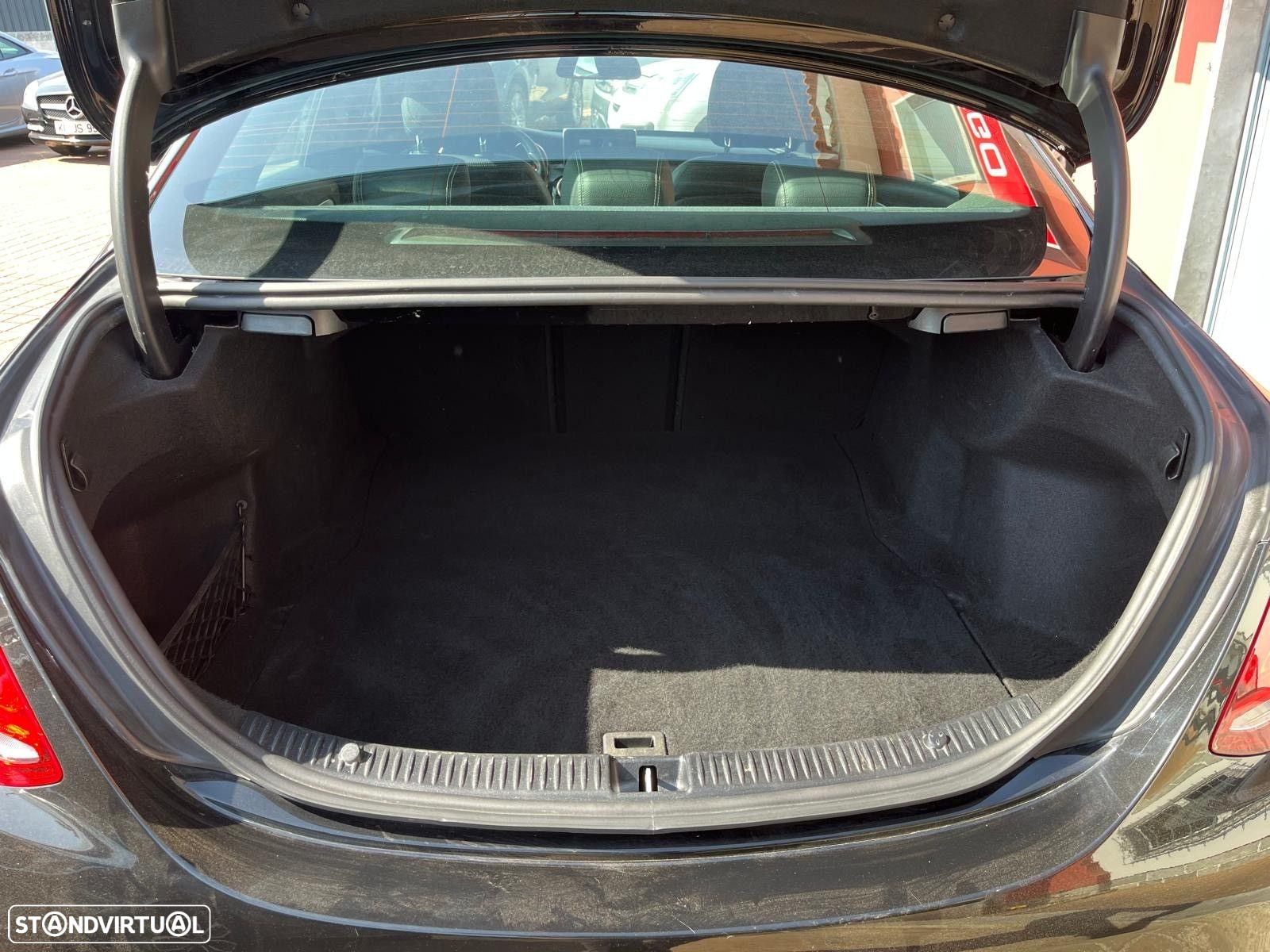 Mercedes-Benz C 220 d AMG Line - 11