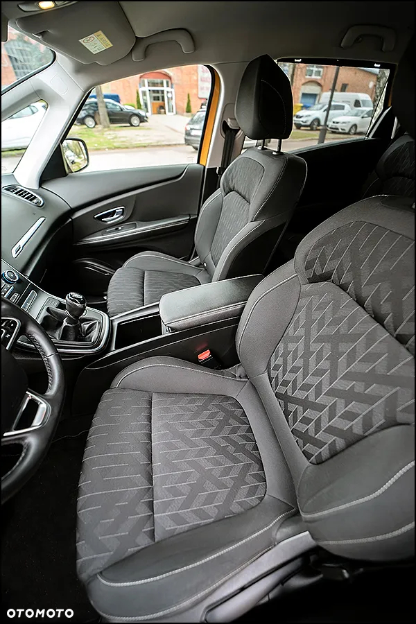 Renault Scenic ENERGY TCe 115 LIMITED - 30