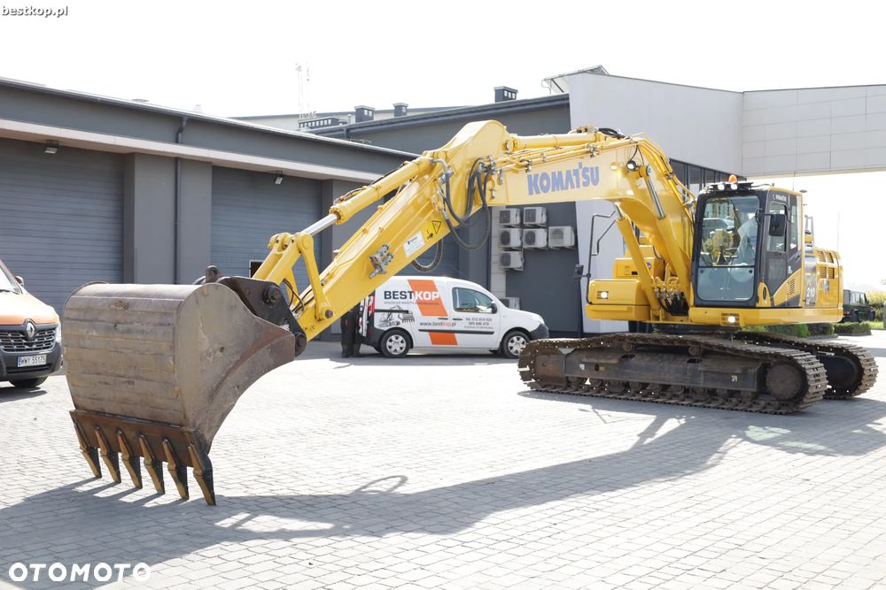 Komatsu PC210LC-11 - 34