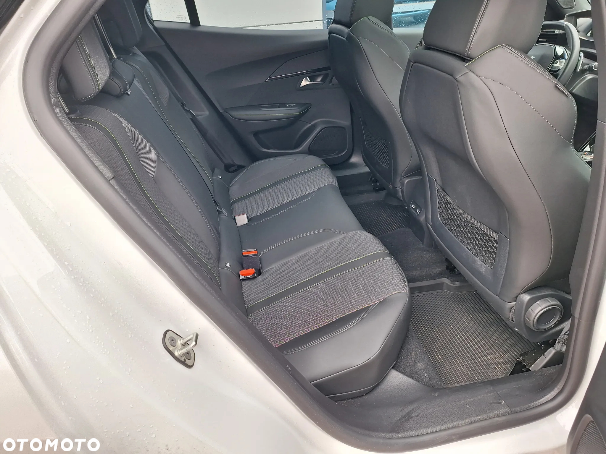 Peugeot 2008 1.2 PureTech GT S&S EAT8 - 12