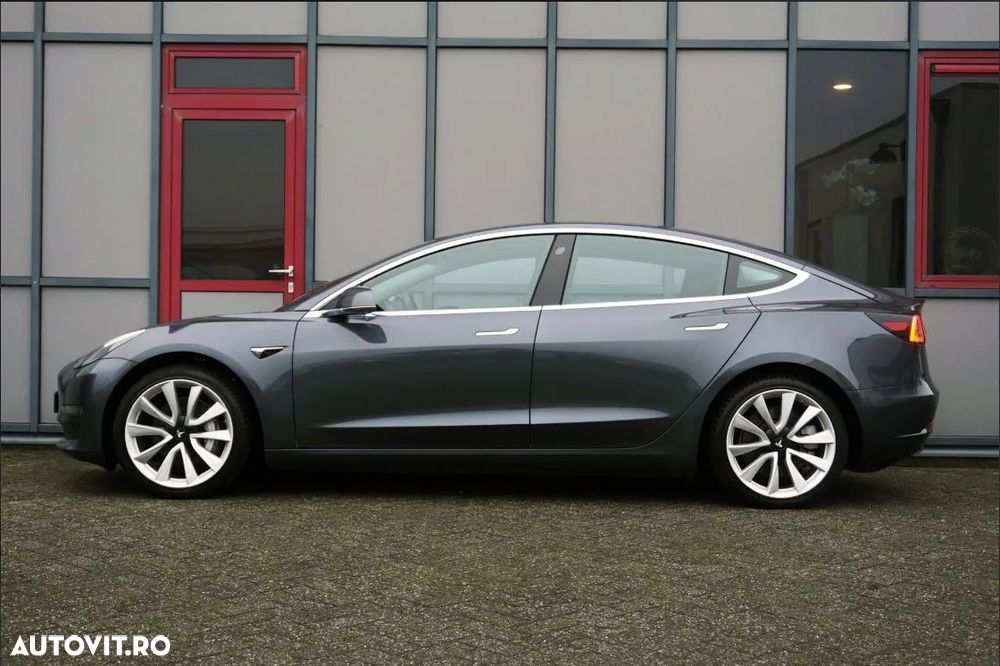 Tesla Model 3 AWD Dual Motor - 5