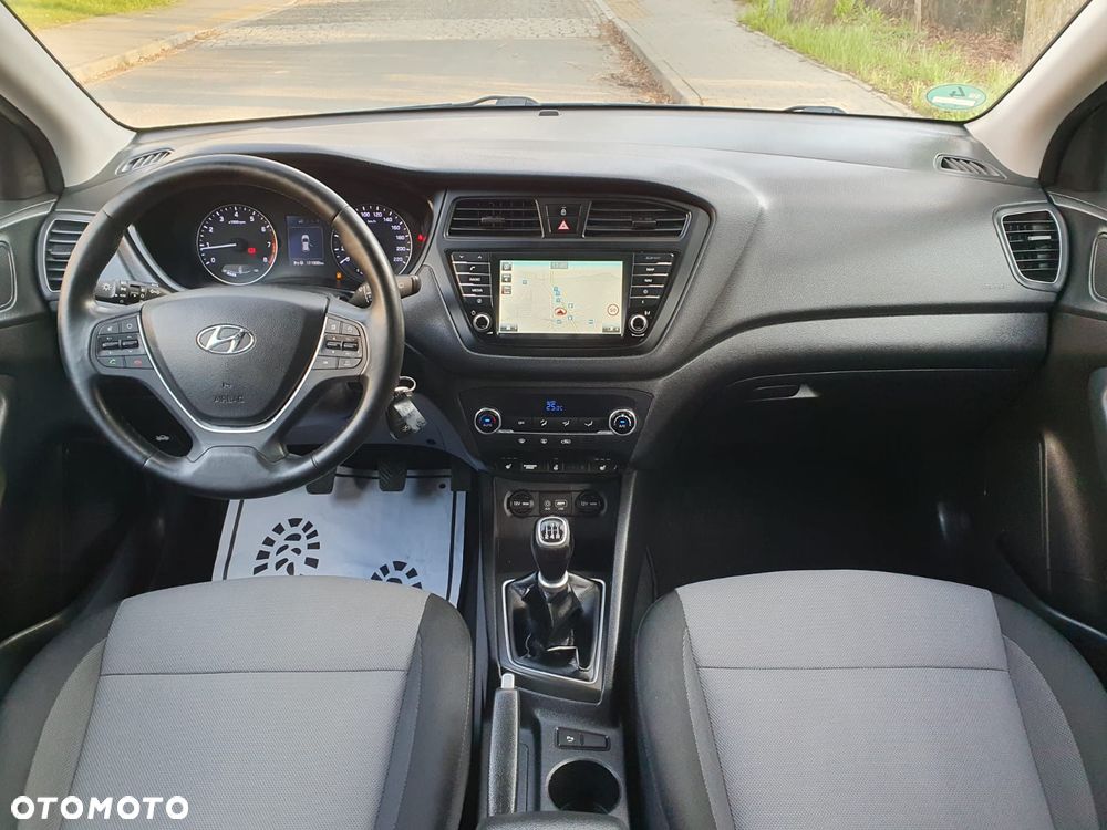 Hyundai i20 blue 1.2 YES!+ - 8