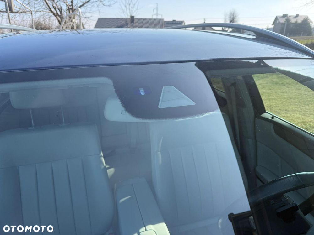 Mercedes-Benz Klasa E 300 BlueTEC 7G-TRONIC - 36