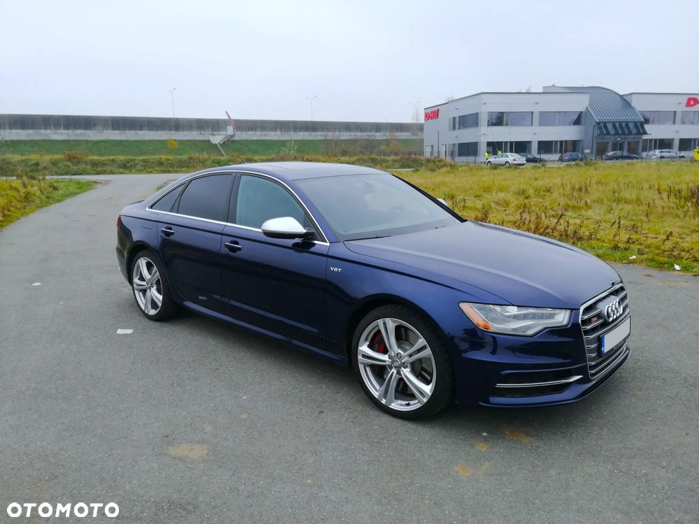 Audi S6 Limousine - 10