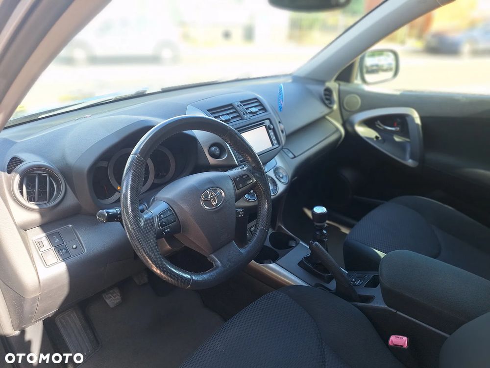 Toyota RAV4 2.2 D-4D 4x4 Comfort - 15