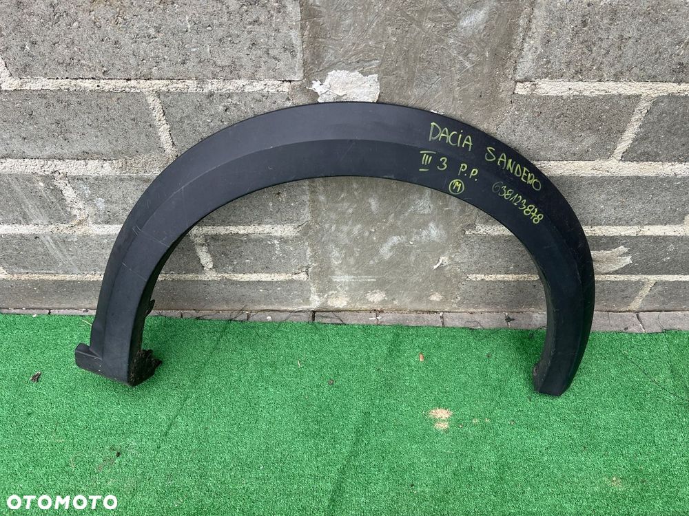 DACIA SANDERO III 3 LISTWA BŁOTNIK PRAWA PRZEDNIA - 1