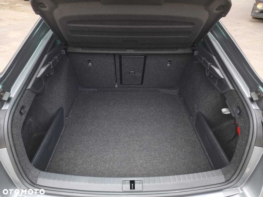 Skoda Octavia 2.0 TSI RS DSG - 11