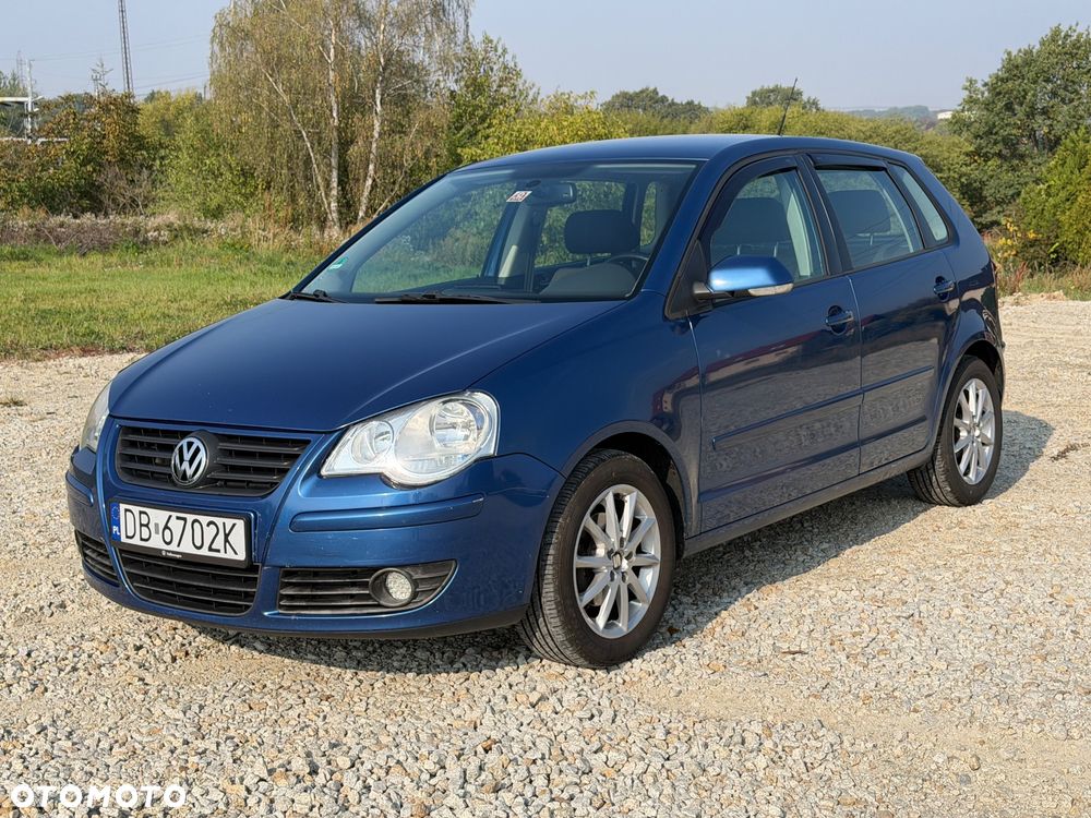 Volkswagen Polo - 2
