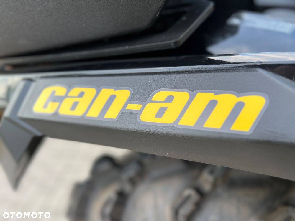 Can-Am Outlander Max - 16