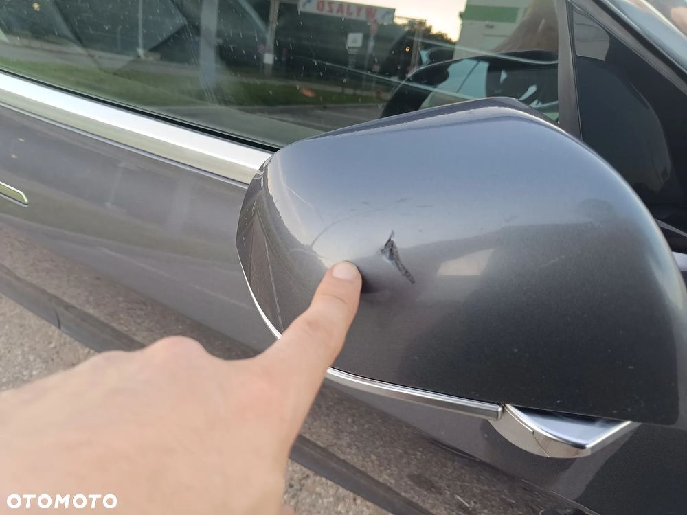 Tesla Model 3 - 30