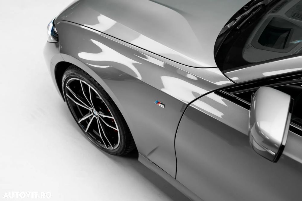 BMW Seria 3 330i xDrive Aut. - 37