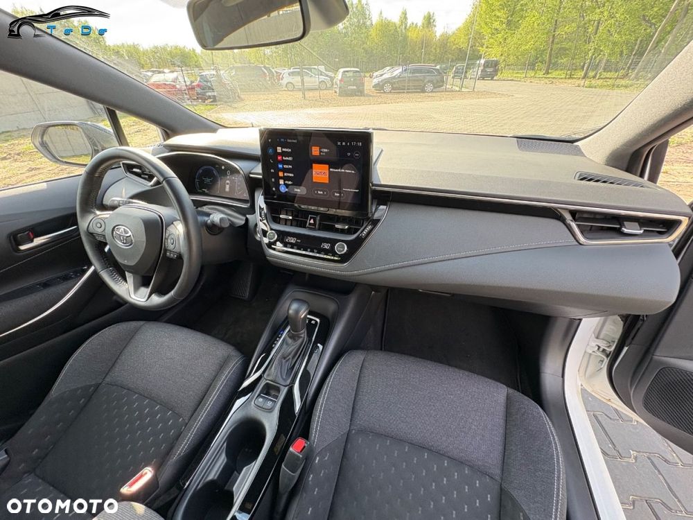 Toyota Corolla 1.8 Hybrid GPF Executive - 37