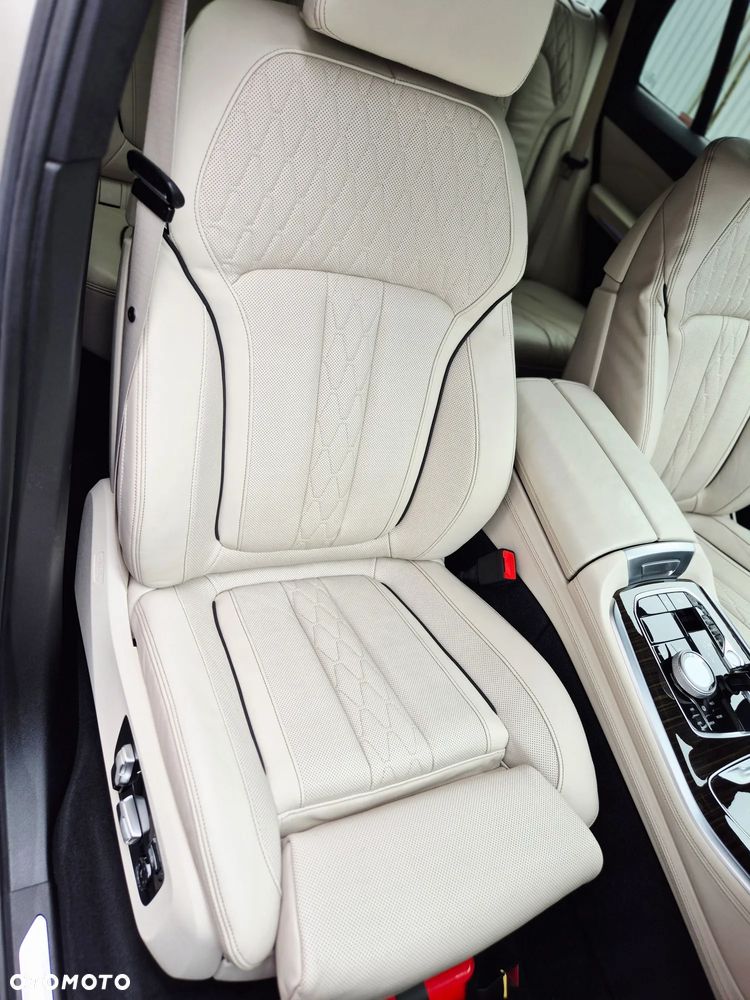 BMW X5 xDrive30d sport - 30