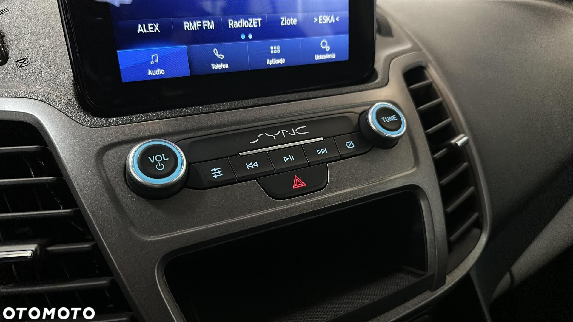 Ford transit-connect - 26